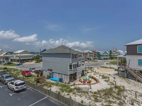 Lagoon Landing by Vacasa