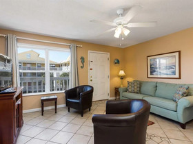 Lagoon Landing by Vacasa