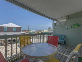 Lagoon Landing by Vacasa