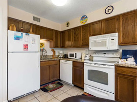 Lagoon Landing by Vacasa