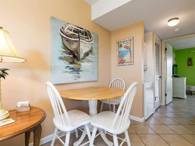 Lagoon Landing by Vacasa