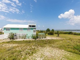 Laguna Azul by Meyer Vacation Rentals
