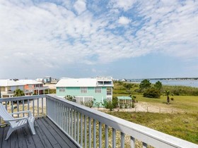 Laguna Azul by Meyer Vacation Rentals