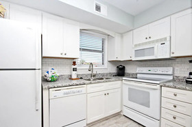 Laguna Bella by Youngs Suncoast