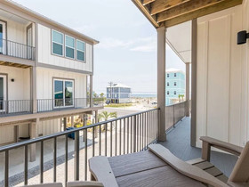 Life's Porpoise by Meyer Vacation Rentals