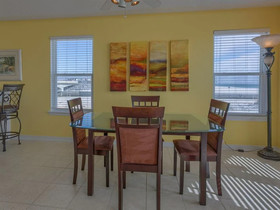 Lilliput by Meyer Vacation Rentals
