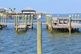 Little Lagoon Cottages by Youngs Suncoast