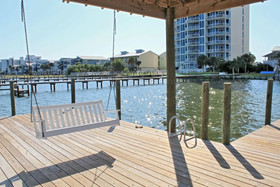 Little Lagoon Cottages by Youngs Suncoast