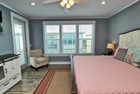 Little Lagoon Cottages by Youngs Suncoast