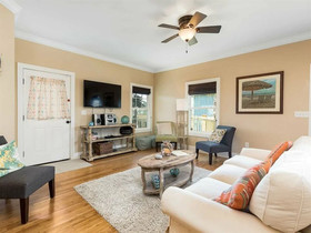 Mahi Hideaway by Meyer Vacation Rentals