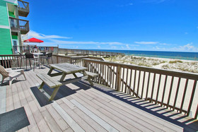 Marilyns Cottage by Youngs Suncoast