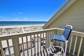 Marilyns Cottage by Youngs Suncoast