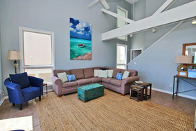 Marilyns Cottage by Youngs Suncoast