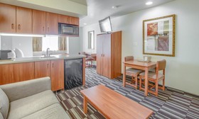 Microtel Inn & Suites by Wyndham Gulf Shores