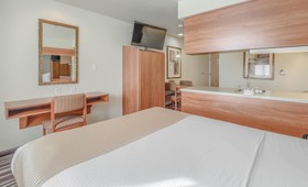 Microtel Inn & Suites by Wyndham Gulf Shores