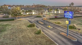 Microtel Inn & Suites by Wyndham Gulf Shores