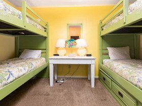 Mondo Kayo by Meyer Vacation Rentals