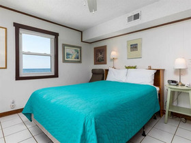 Muldoon Beach House by Meyer Vacation Rentals
