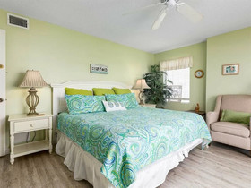 Ocean House II by Meyer Vacation Rentals