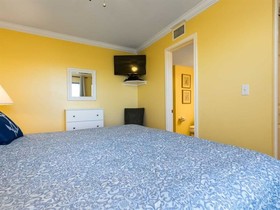 Ocean House II by Meyer Vacation Rentals