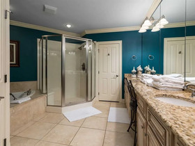 Oceania by Meyer Vacation Rentals