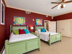 Oceania by Meyer Vacation Rentals