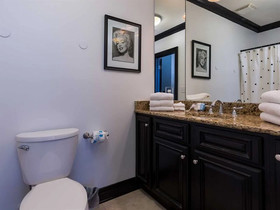 Oceania by Meyer Vacation Rentals