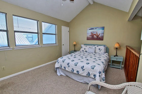 Ocean Reef by Youngs Suncoast