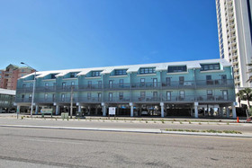 Ocean Reef by Youngs Suncoast