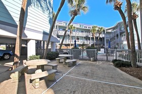 Ocean Reef by Youngs Suncoast