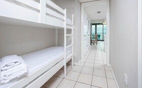 Phoenix All Suites Hotel West