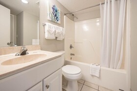 Phoenix All Suites Hotel West