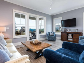 Porpoise Full Life by Meyer Vacation Rentals