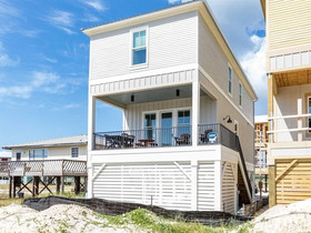 Porpoise Full Life by Meyer Vacation Rentals