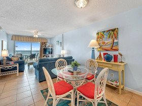 Royal Palms by Bender Vacation Rentals