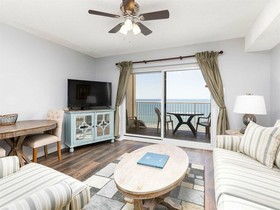 Royal Palms by Vacasa