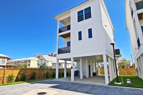 Sea Breeze at Villas at Playa Grande by Youngs Suncoast