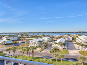 Seacrest by Bender Vacation Rentals