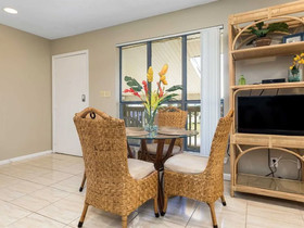 Seahorse by Meyer Vacation Rentals