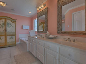 Seahorse Sands by Meyer Vacation Rentals