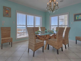 Seahorse Sands by Meyer Vacation Rentals