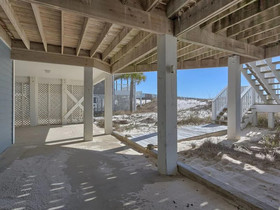 Seahorse Sands by Meyer Vacation Rentals