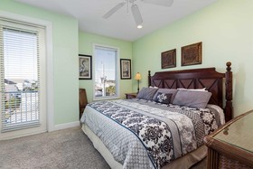 Sea Monster West by Meyer Vacation Rentals