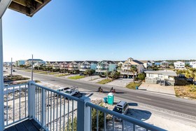 Sea Monster West by Meyer Vacation Rentals