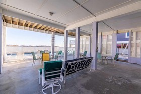 Sea Monster West by Meyer Vacation Rentals