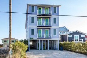 Sea Monster West by Meyer Vacation Rentals