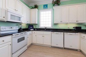 Sea Monster West by Meyer Vacation Rentals