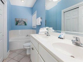 Shells East by Meyer Vacation Rentals