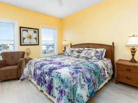 Shells East by Meyer Vacation Rentals