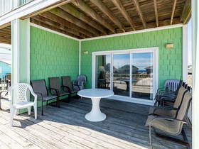 Shells East by Meyer Vacation Rentals